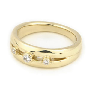 Ring from Ortak Jewellery  Unit 29, Bon Accord Centre, George St, Aberdeen