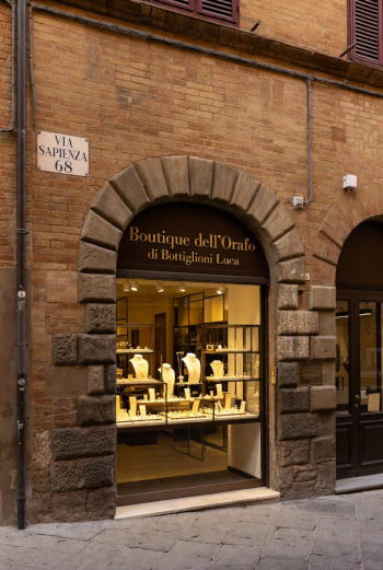 External view of the shop Boutique dell’Orafo